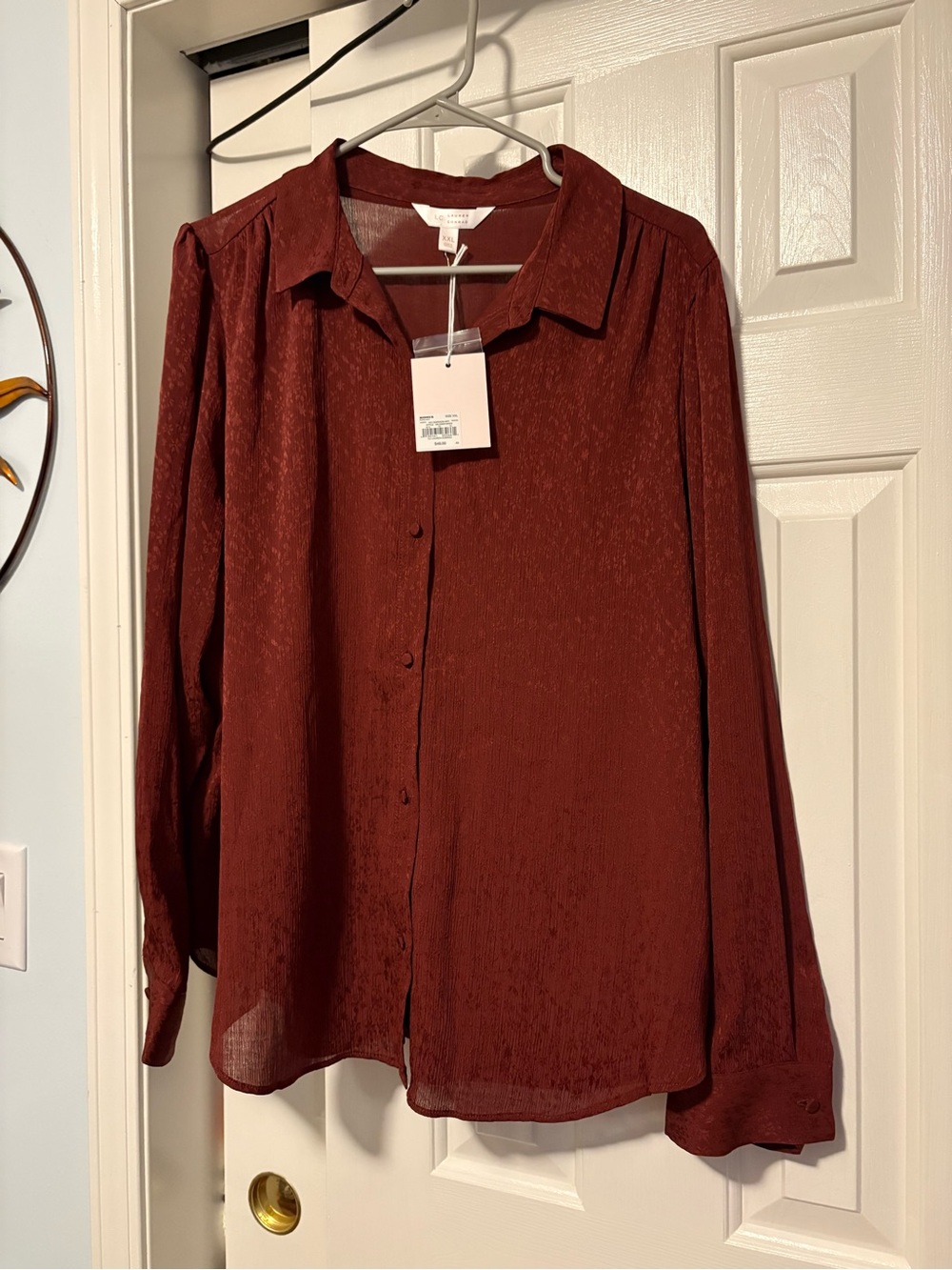 LC Lauren Conrad Burgundy Textured Button-Front Long Sleeve Blouse